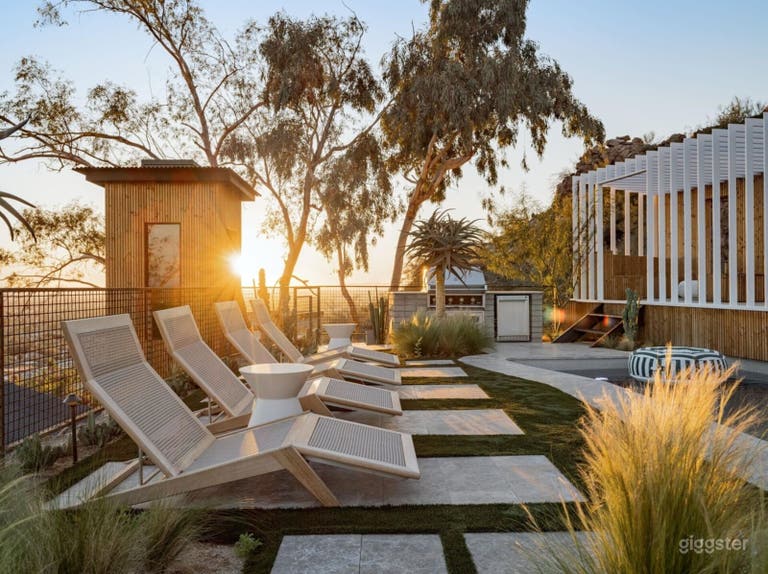  Camelback Luxury Backyard Retreat 