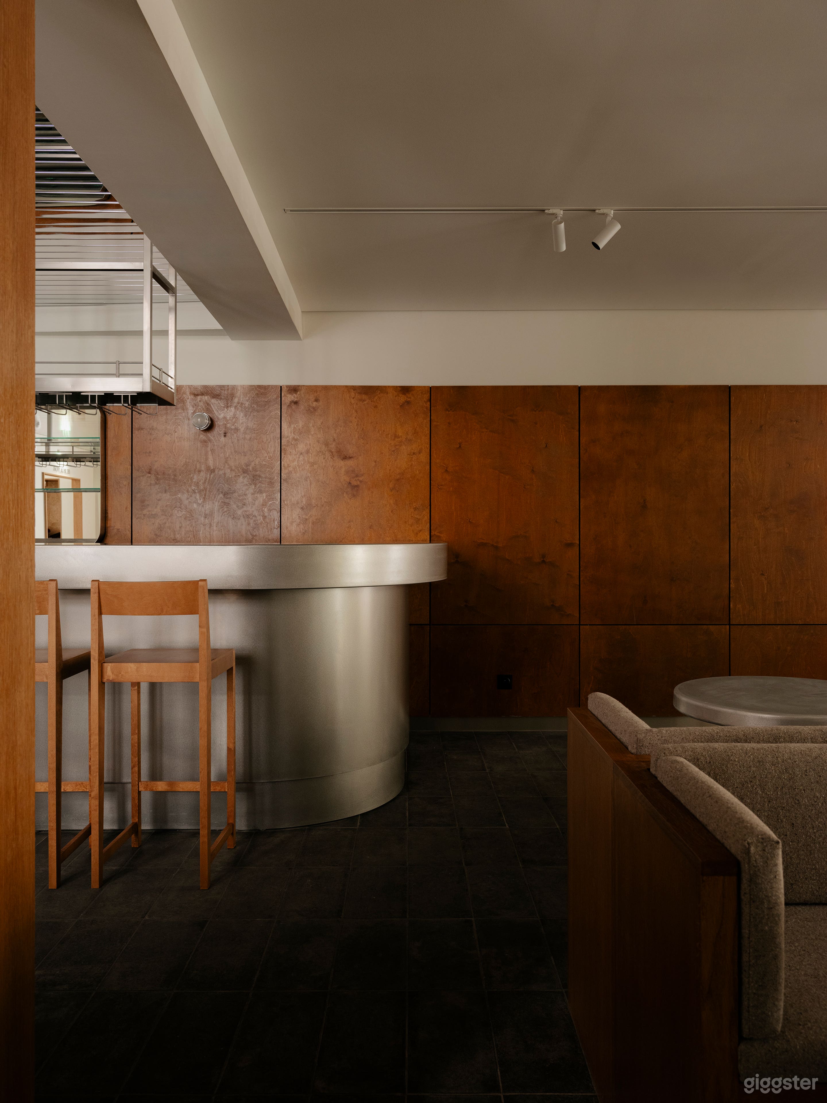 Immersif Restaurant In Central Paris Photo 4