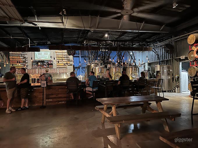 Inside Tap Room Photo 3