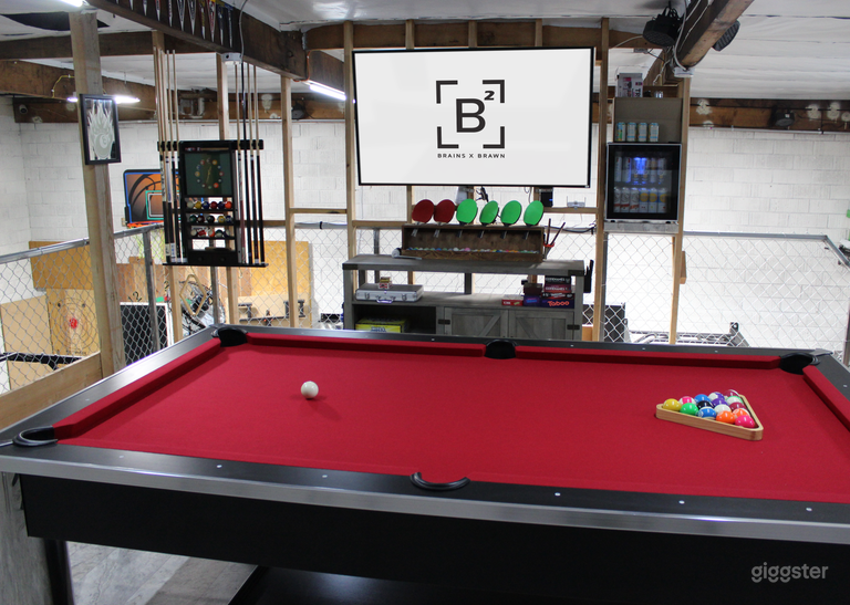  Ultimate Party Warehouse- Discounts Available! 