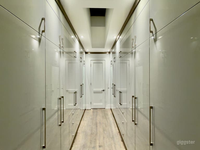  Modern Luxury Living | Brand-New Home 