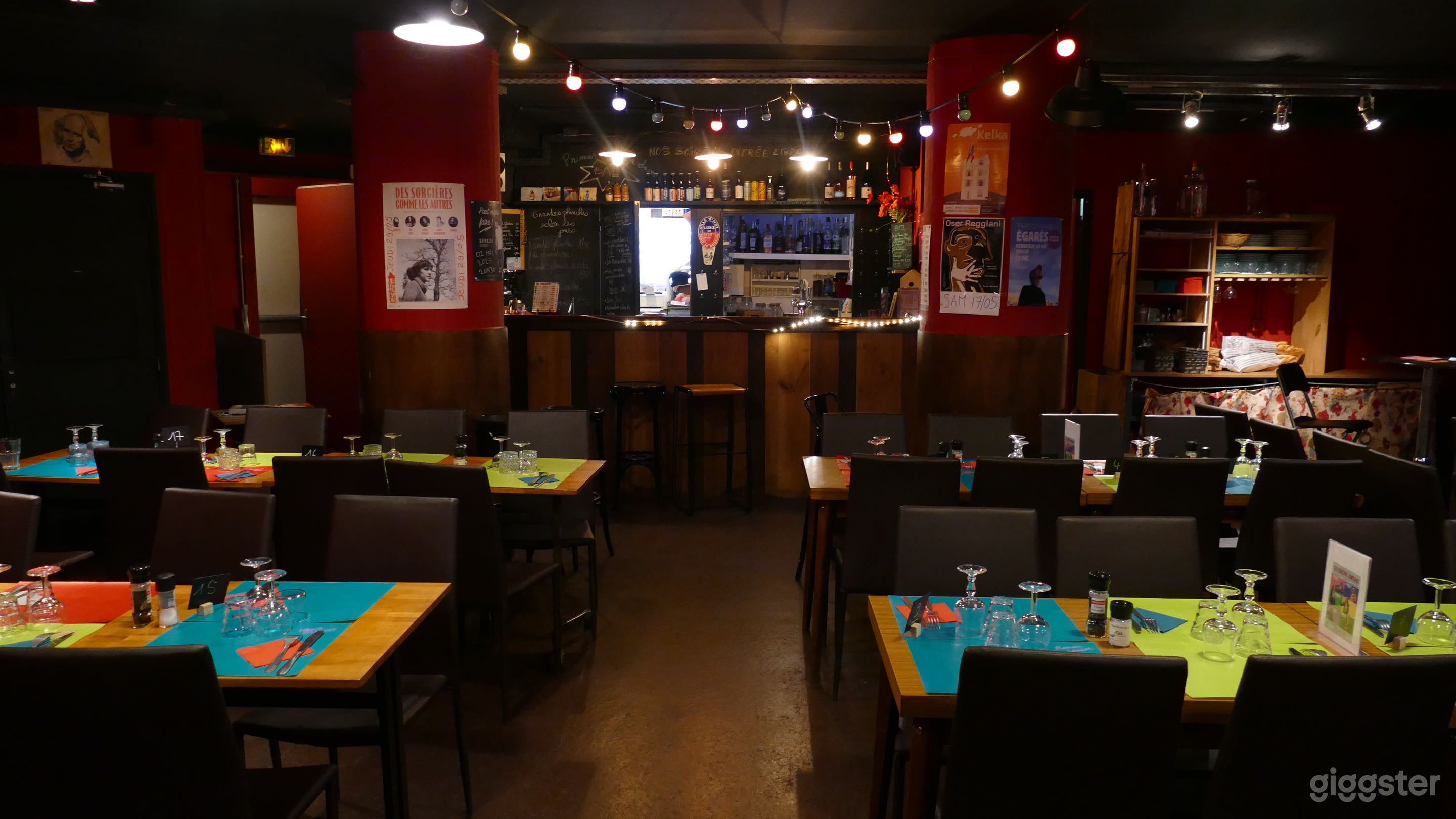 Photo de un petit cabaret intime bien equipe et modulable 4