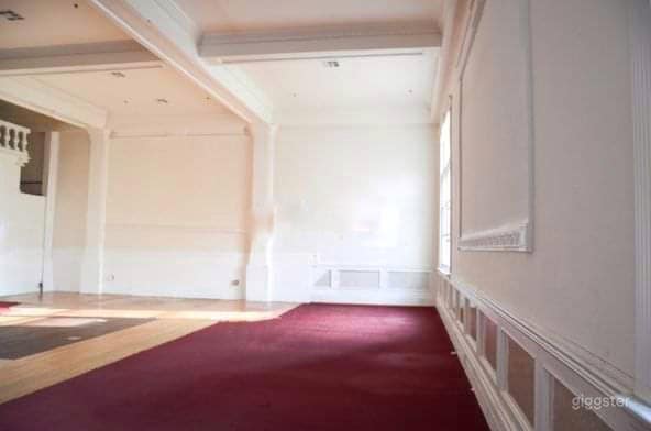  KO Underground Brewery Restaurant & Bar 