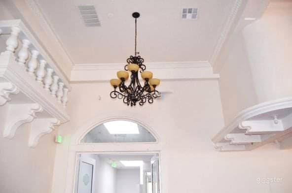  KO Underground Brewery Restaurant & Bar 