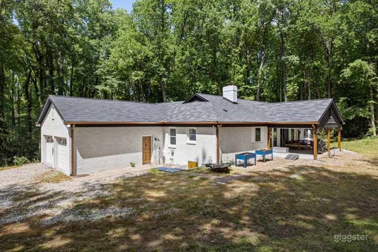  Private Charlotte Retreat w/ Game Room & Patio Movie Theater 