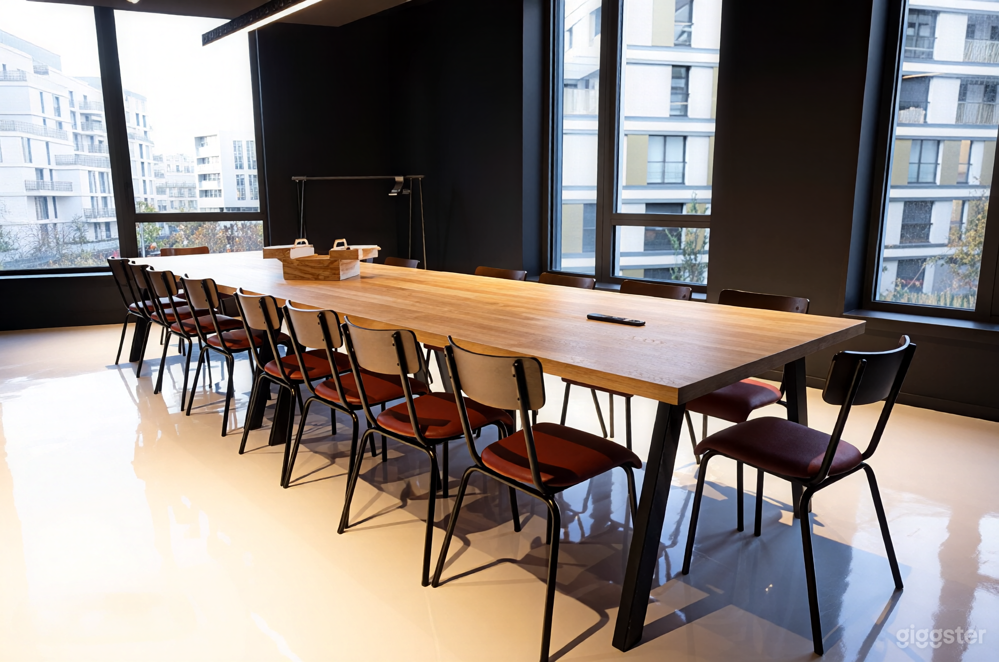 Photo de Espace moderne et créatif pour ateliers et réunions 3