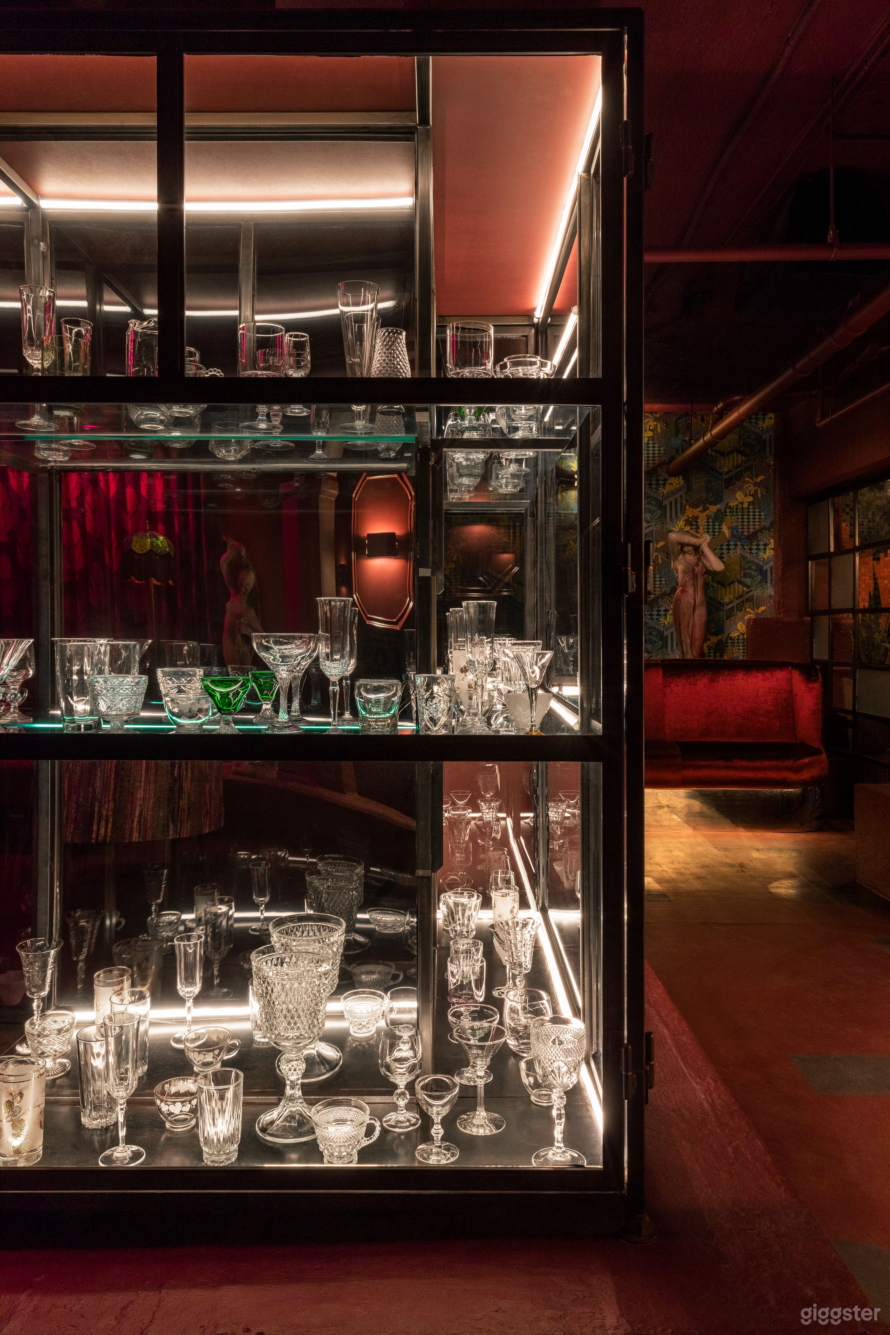 Central Eastside Gorgeous and Alluring Speakeasy Photo 3