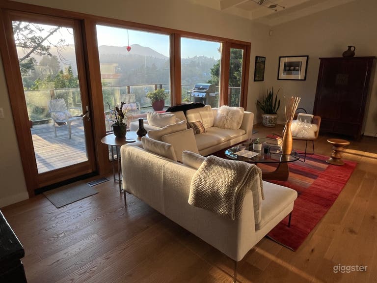  Wohnzimmer mit Blick auf den Mt. Tam! An einem klaren Tag ist es atemberaubend! 