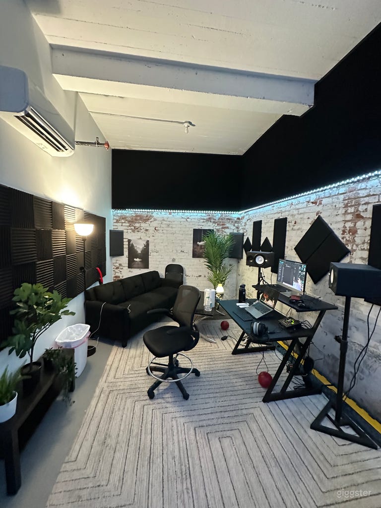  Boutique Production & Film Studio 