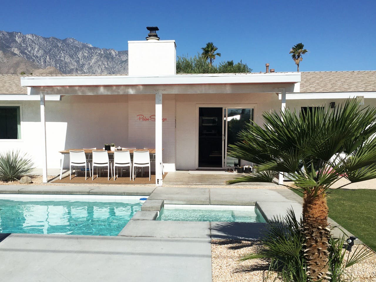 gorgeous modern house in palm springs with pool and hot tub Photo 2