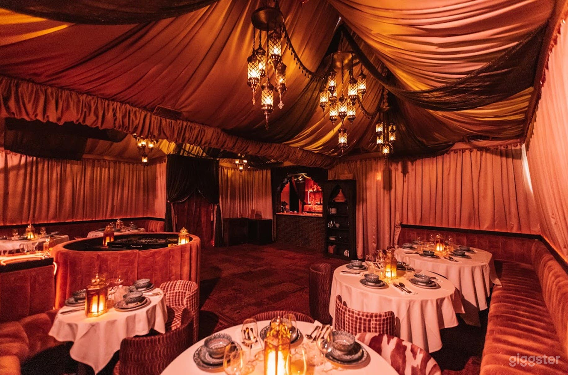 seated dinner or standing private party