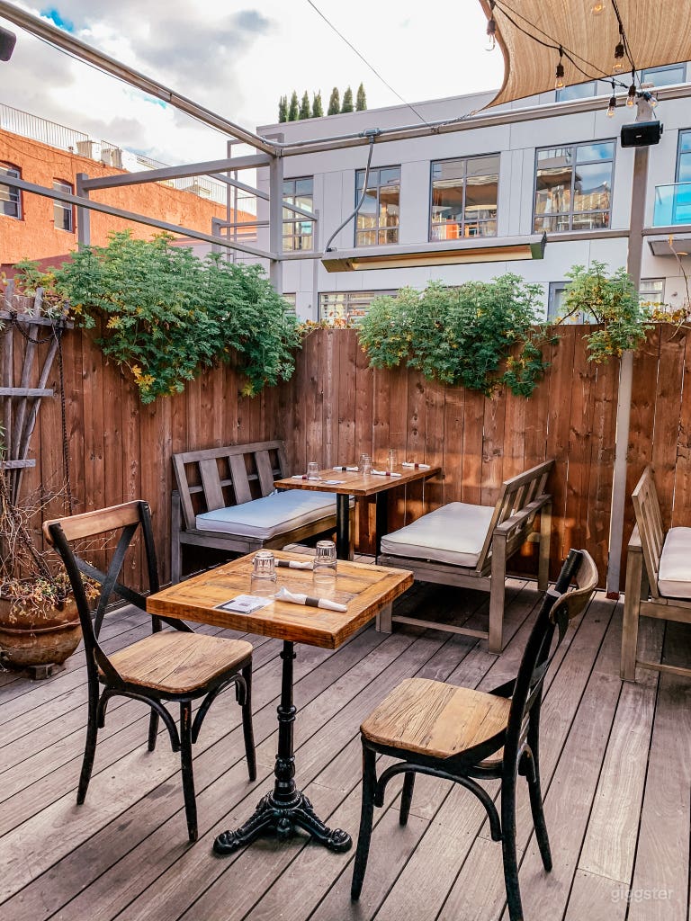  Captivating "Rooftop" Bar 