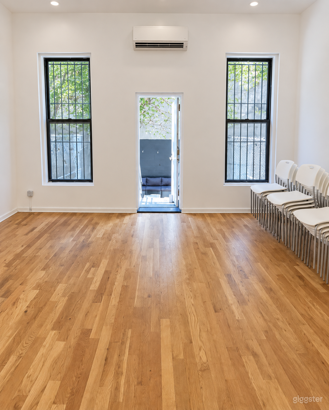 Event Space & Creative Venue in Harlem (UPPER) Photo 2