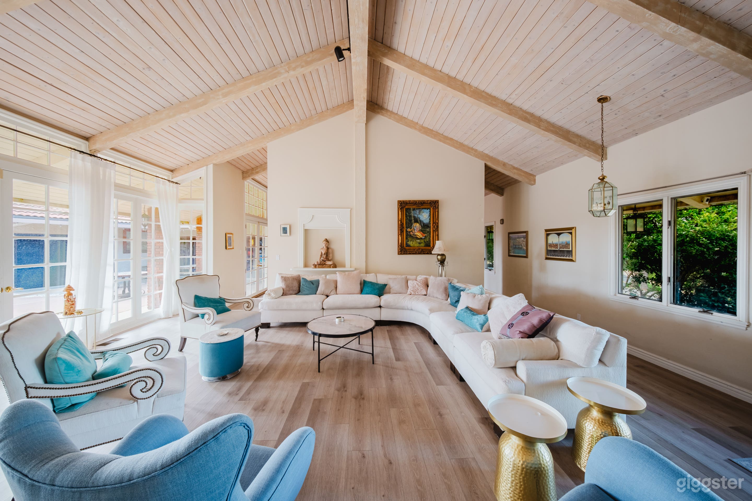 CANYON WOODEN RANCH HOUSE Photo 4