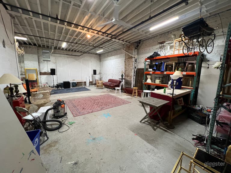  Rustic-Modern Warehouse for Photo, Film, and Event 