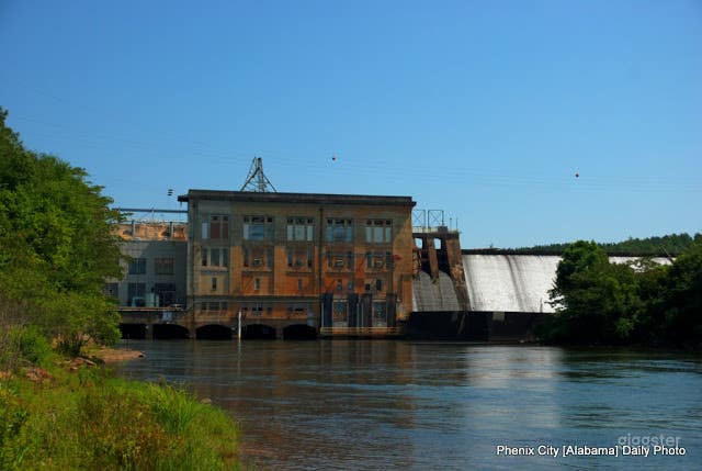 Goat Rock Dam Photo 1