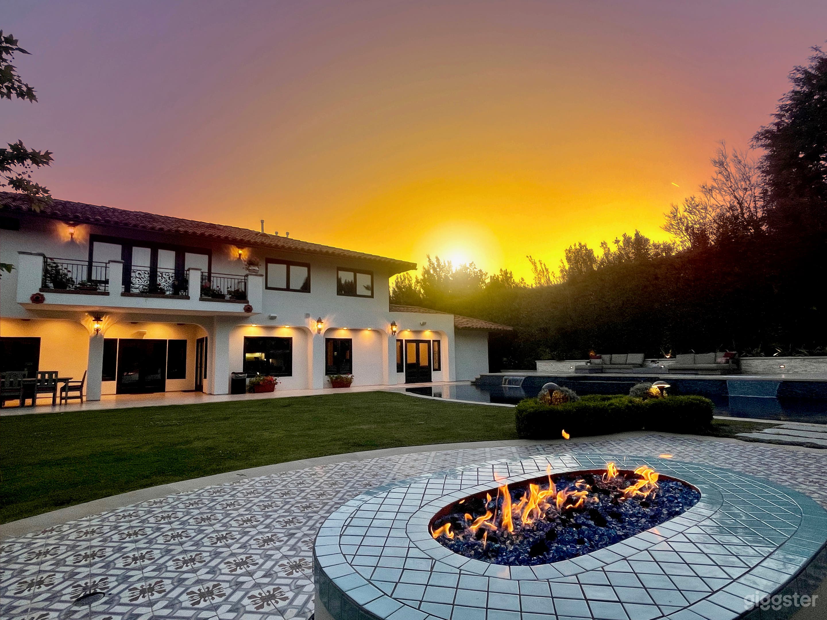 Contemporary Spanish House with Gorgeous Backyard Photo 1