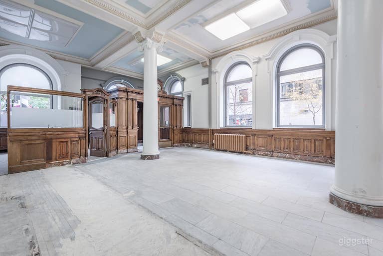  Historic Montreal Event Space with 15-Foot Ceilings 