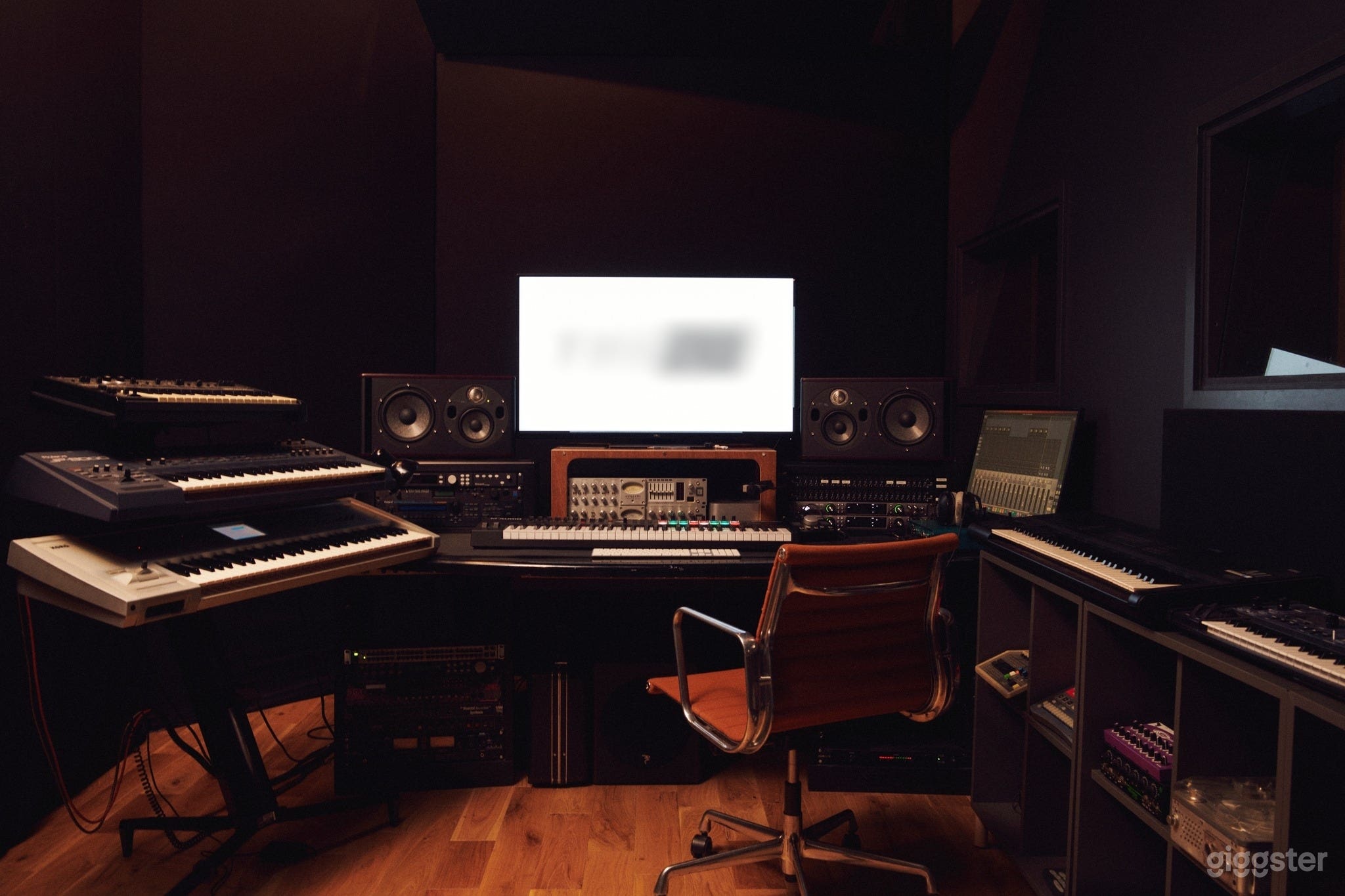 Multidimensional Creative Space: Recording Studio, Office-Event Space, Production Space Photo 3