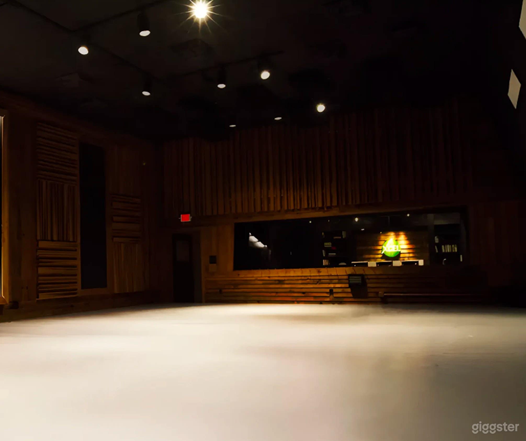 Premier Expansive Dance Studio Photo 2