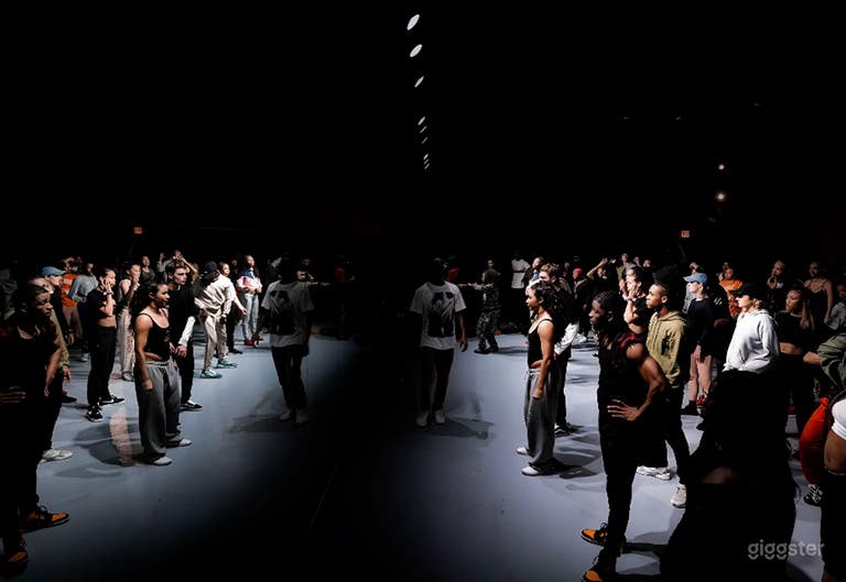  Premier Expansive Dance Studio 