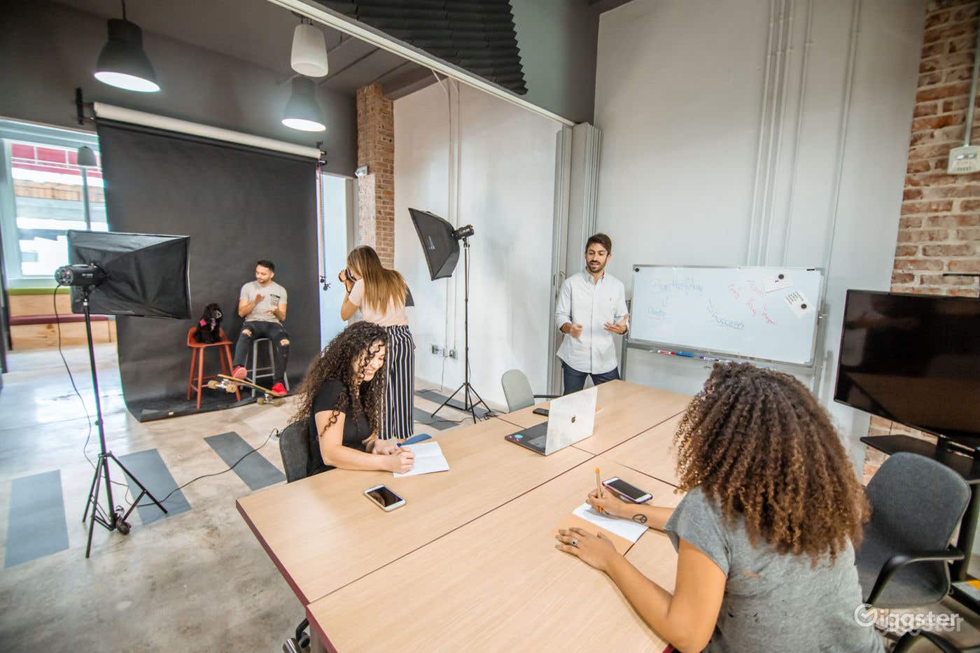 Creative  Room Photo 3