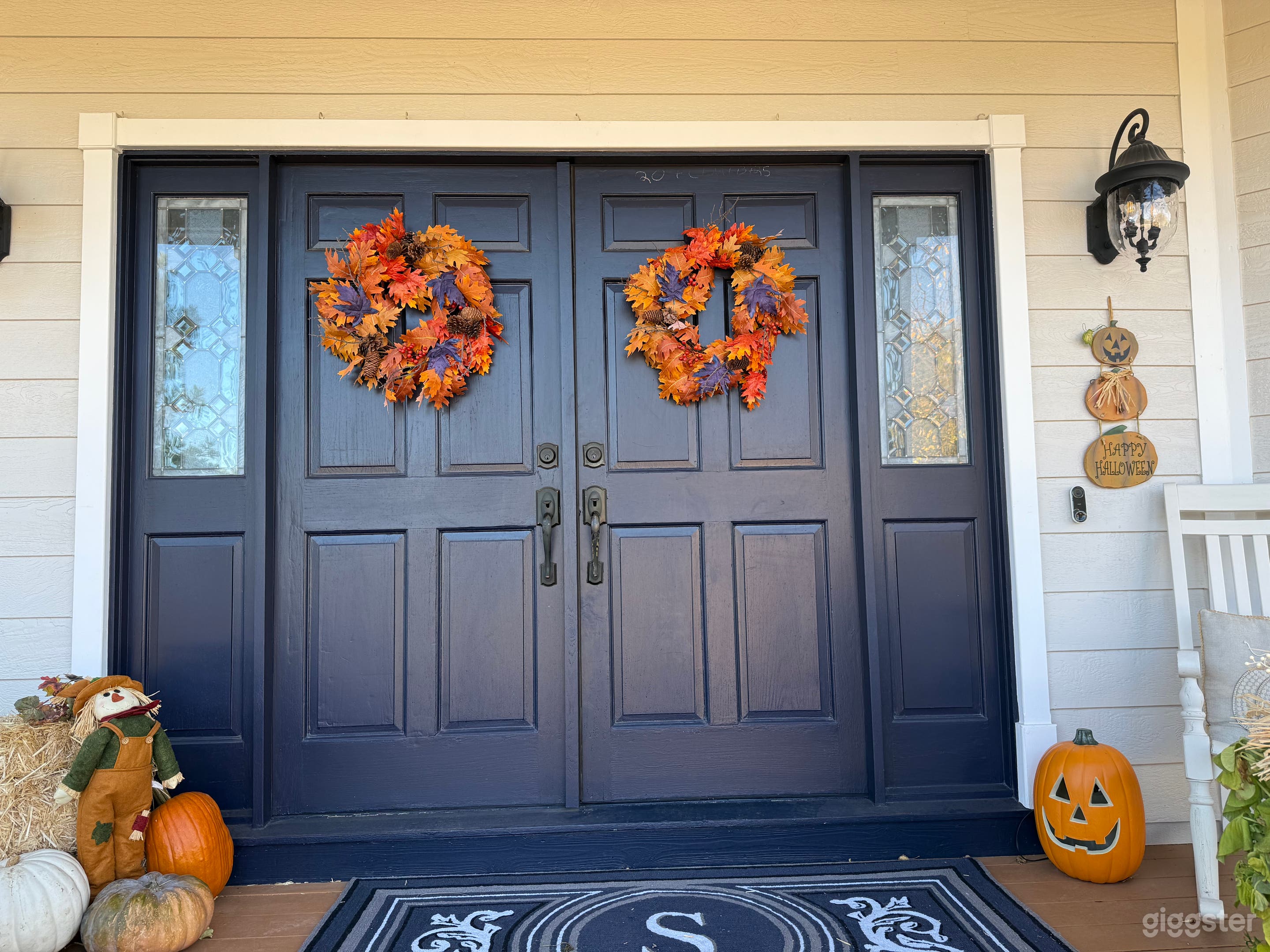 Modern farmhouse haven on 2.5 acres perfect for photo shoot Photo 1