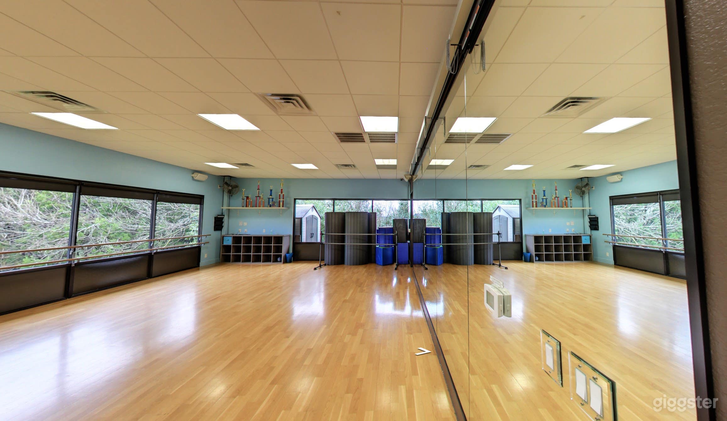 Dance Studio 2 Photo 1