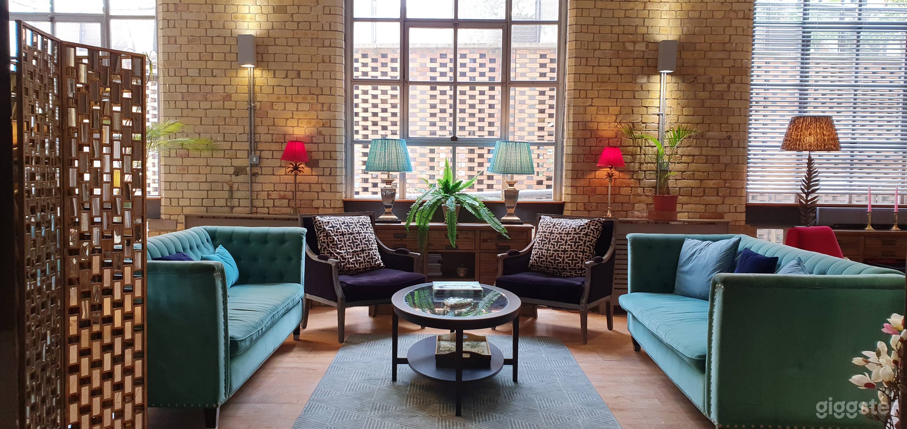 New York style loft studio by Tate moder Photo 3