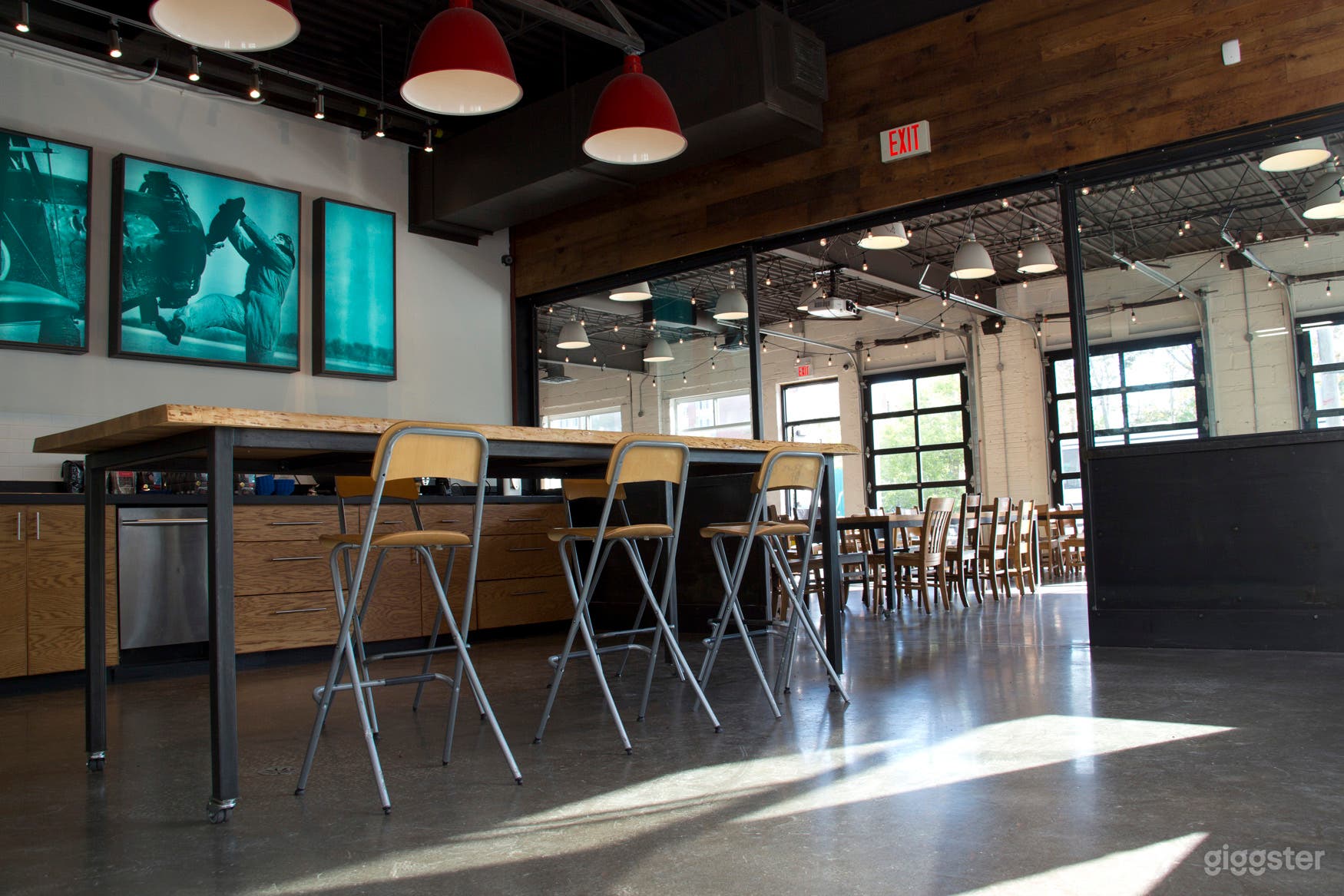 Large Industrial Space   Evenings Only Photo 2