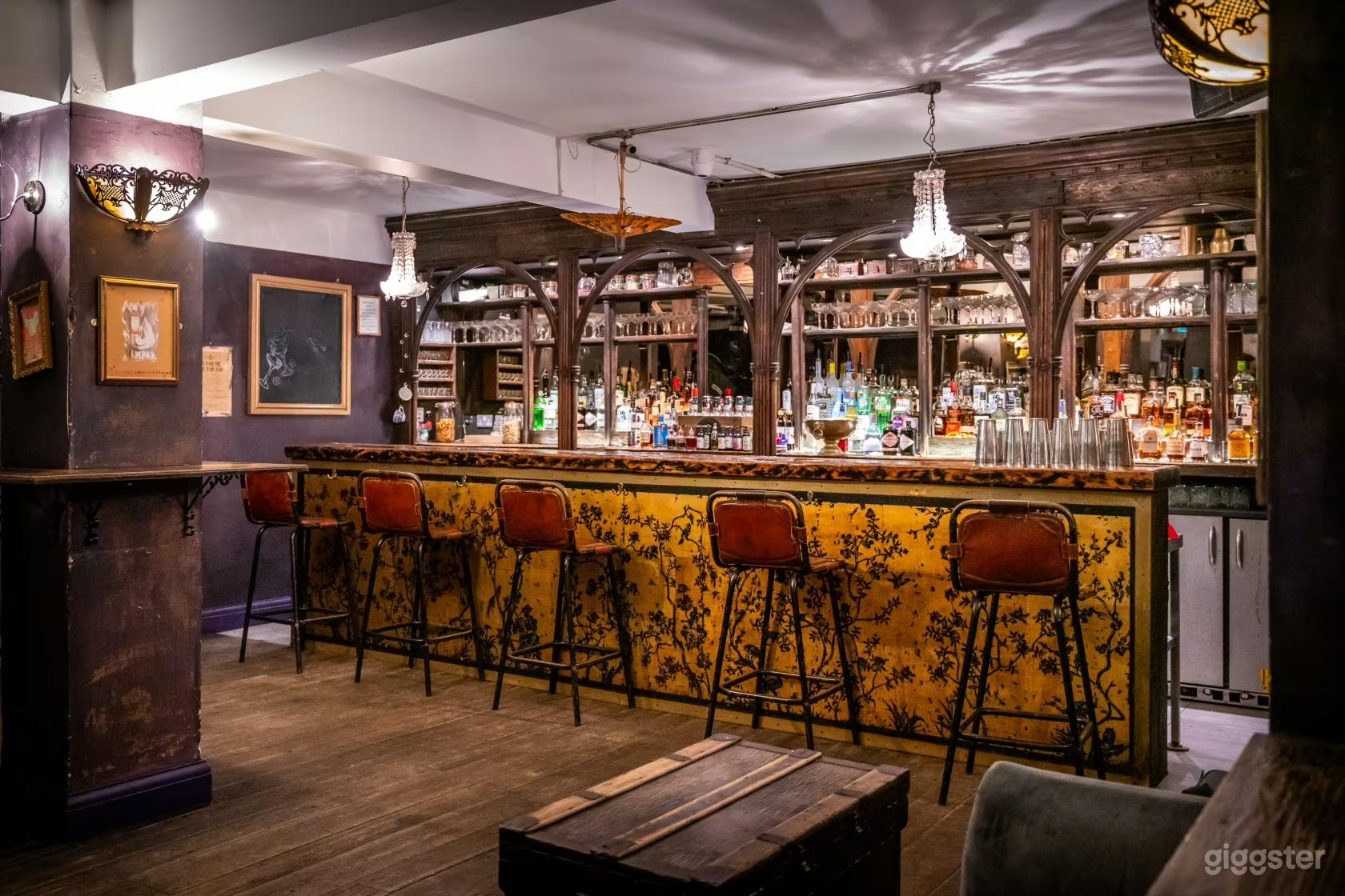Speakeasy Cocktail Bar for Private Events & Filming Photo 1