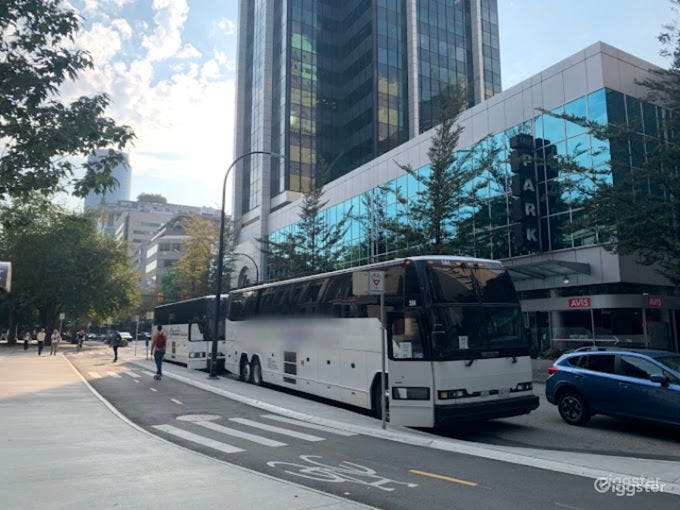 56 Pax Prevost Coach Photo 1