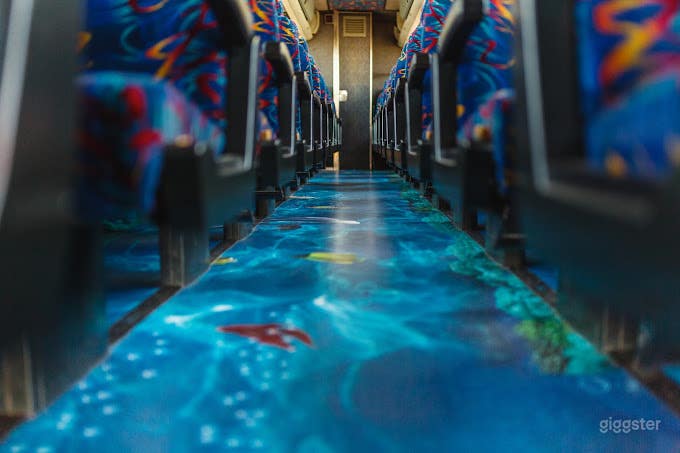 56 Pax Prevost Coach Photo 4