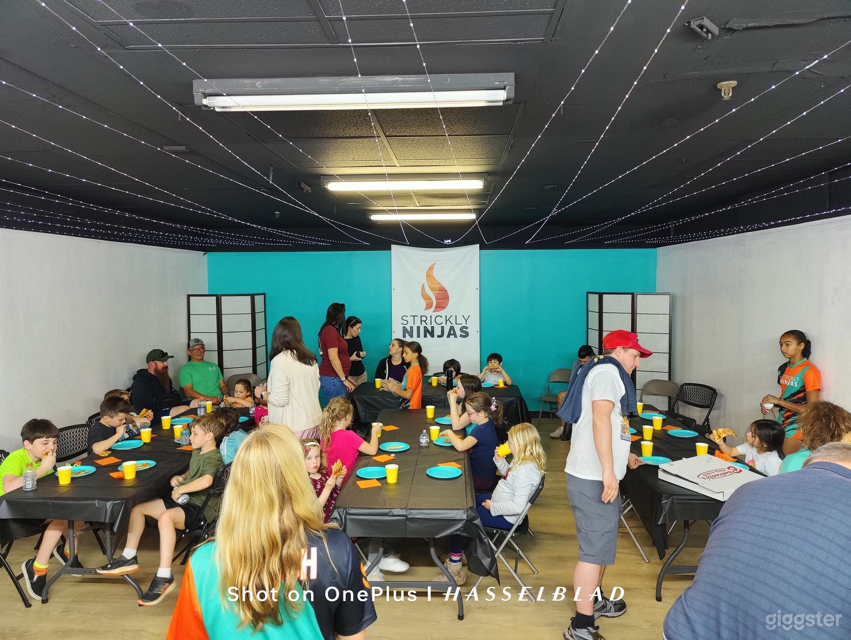 537 sqft party room. 