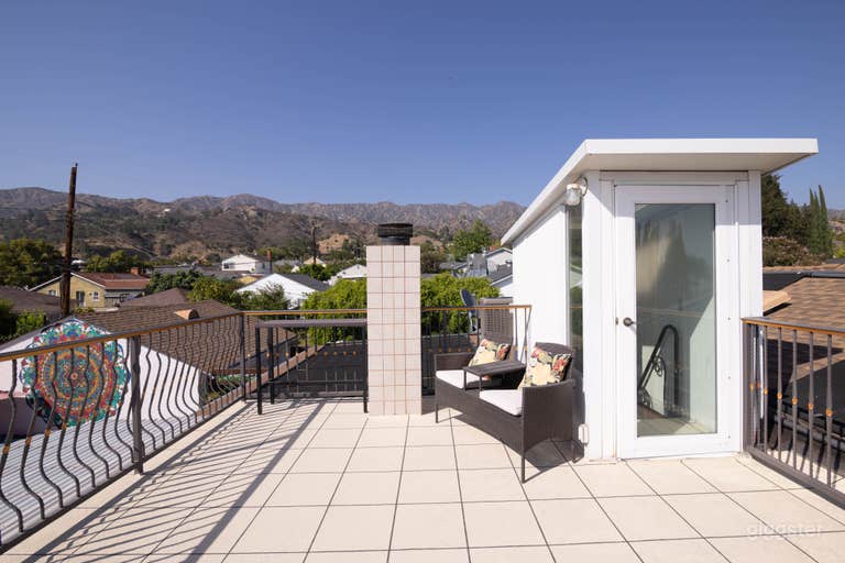  Private Boho Oasis with Pool, Stage, Rooftop Views 