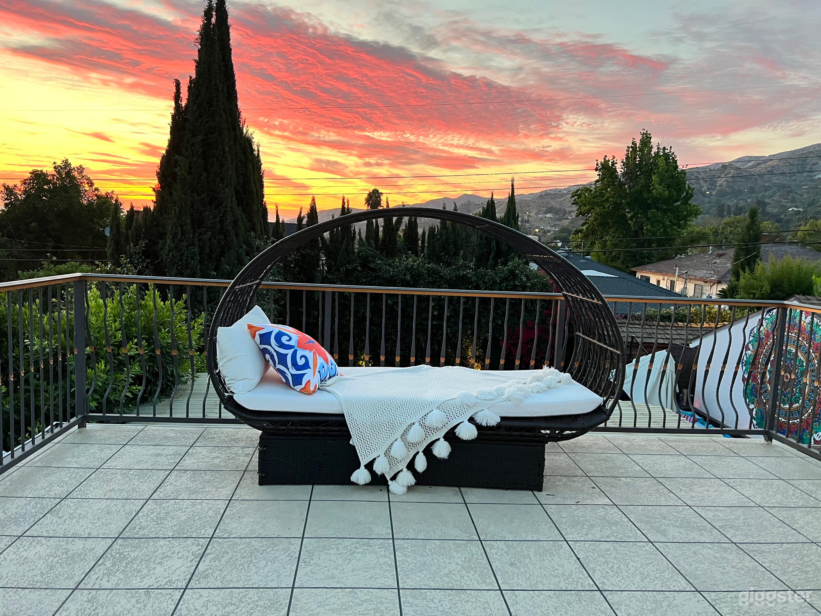 Private Boho Oasis with Pool, Stage, Rooftop Views Photo 3