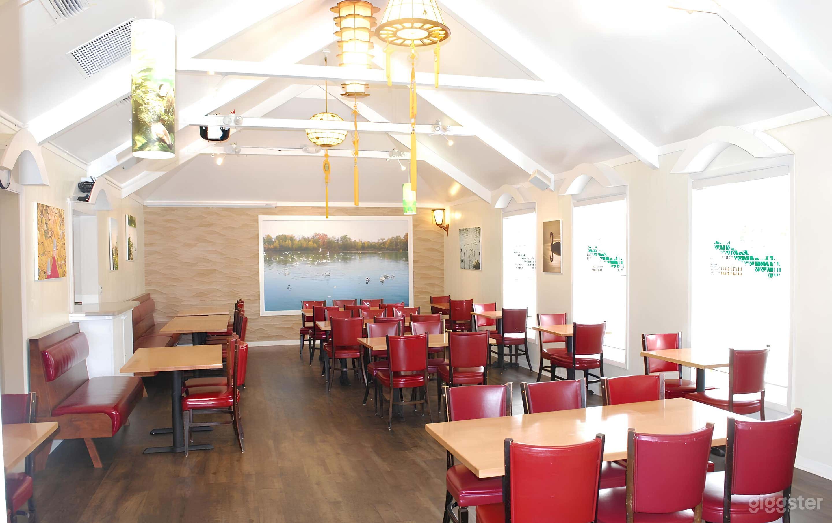 Private Vegan  Dining Room Photo 3