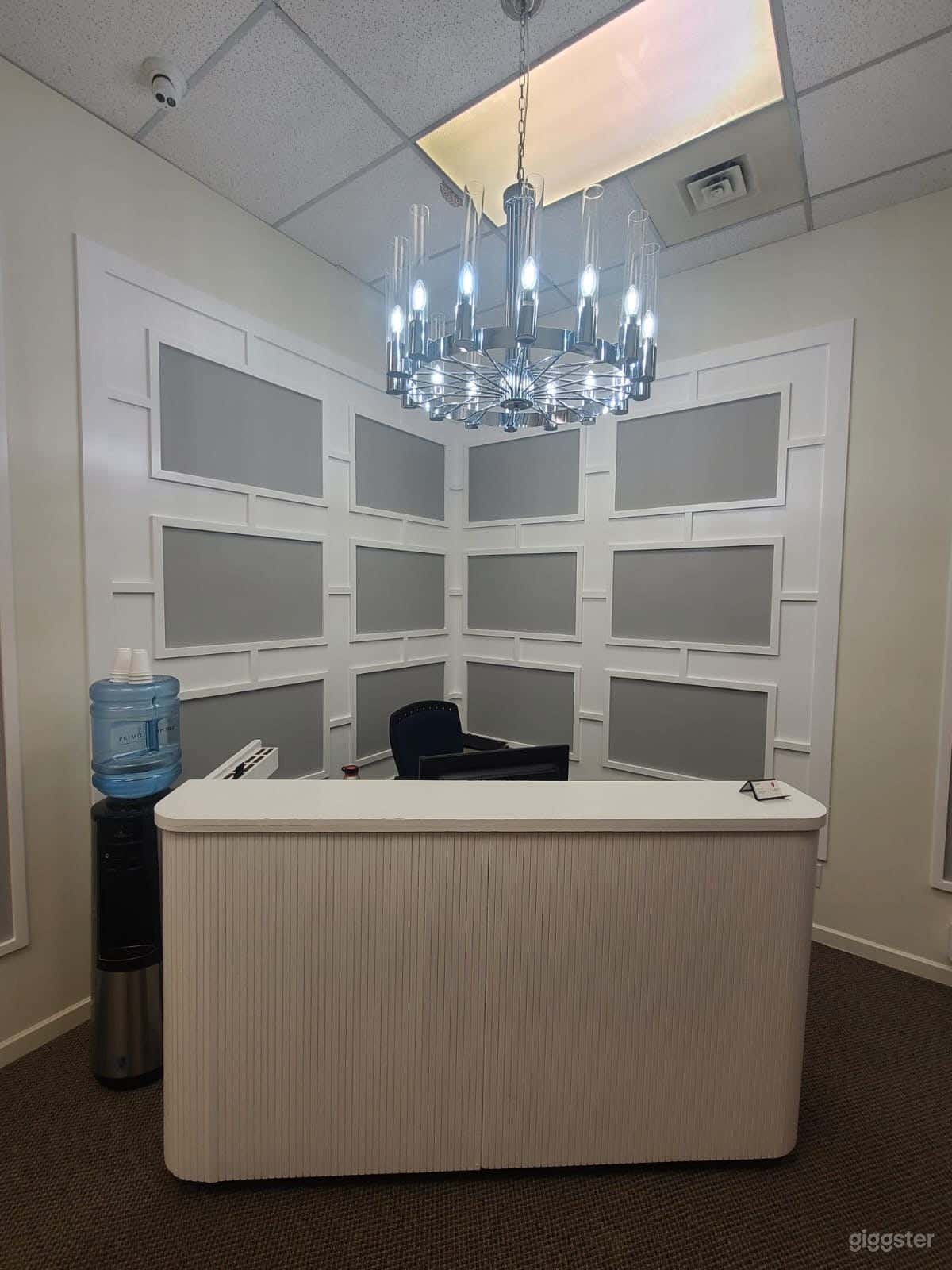 Professional Building in White Rock Photo 2