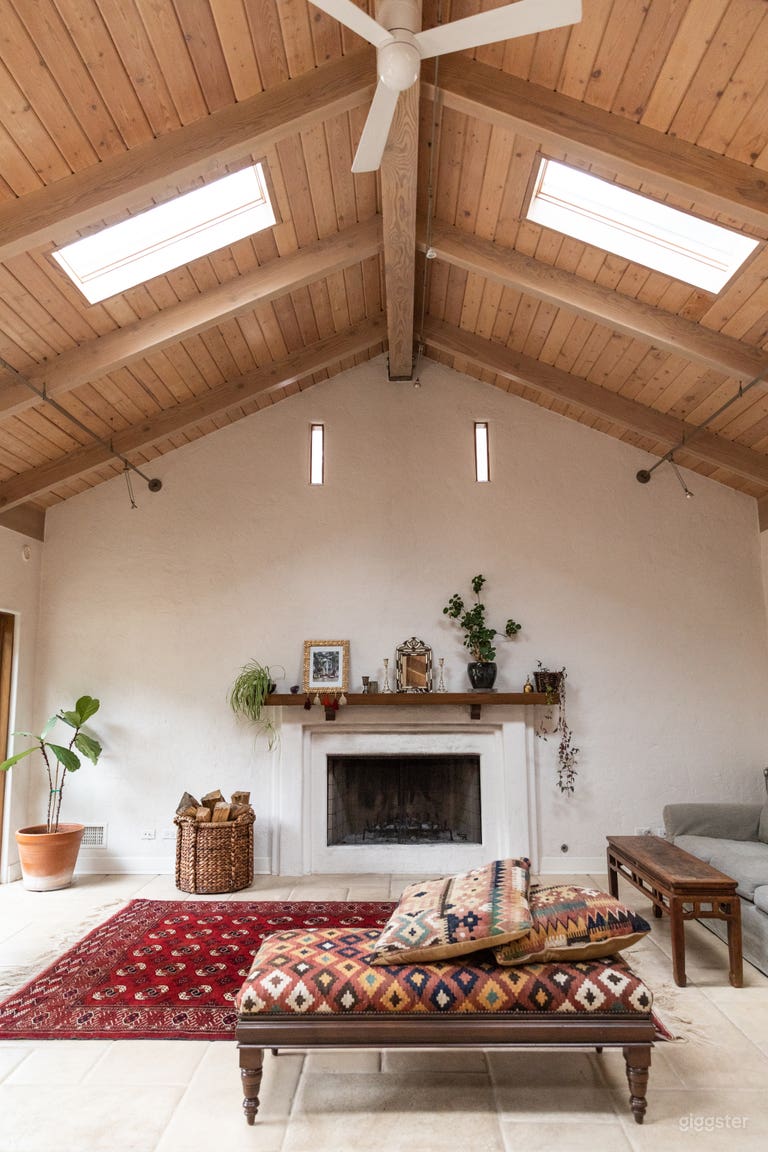  Topanga Canyon Sanctuary: Creative Dream Set 