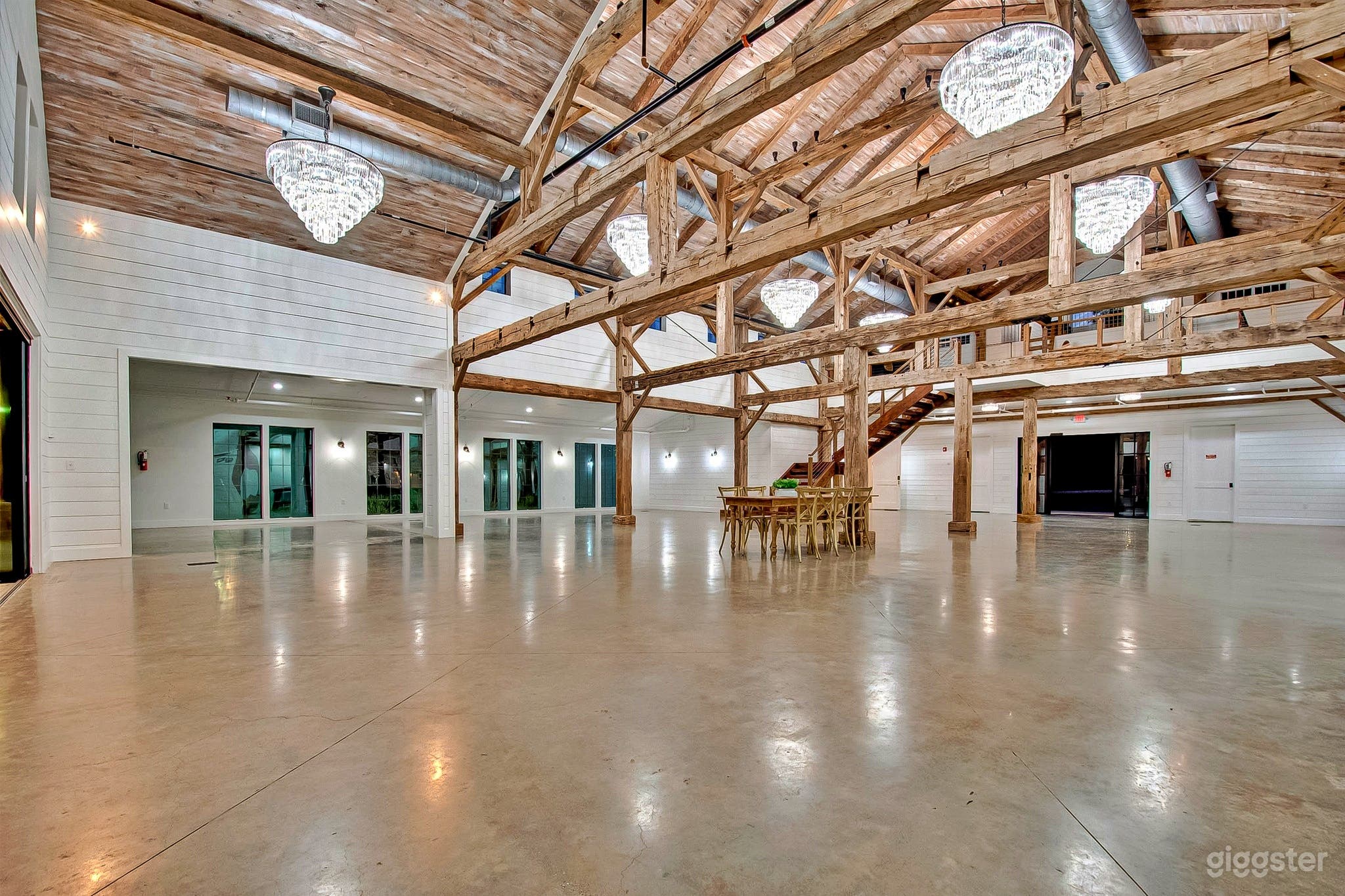 200-year Old Barn with Modern Elegance Photo 2