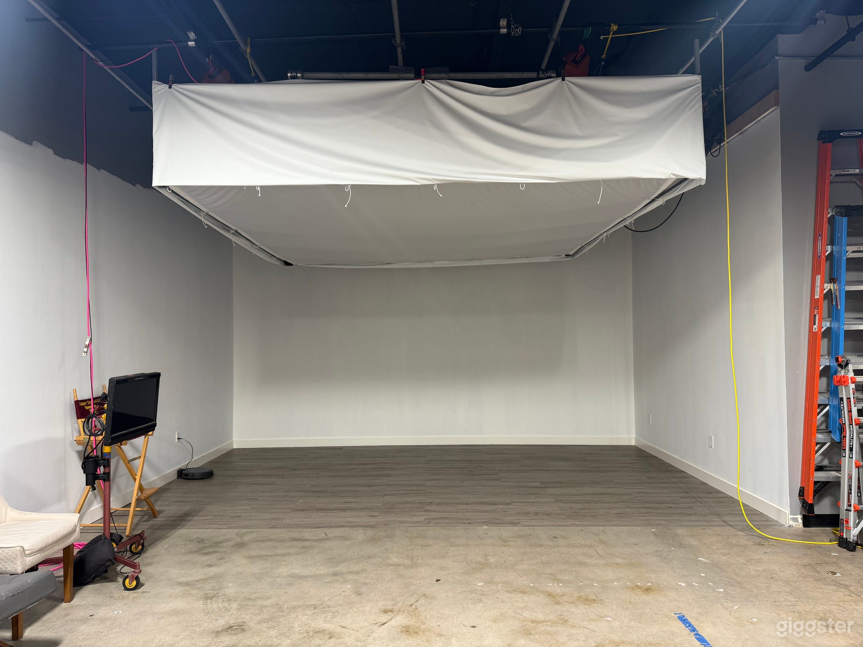 Photo &amp; Video Studio in Costa Mesa Photo 4