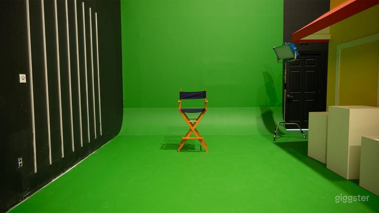  Full size white Cyc, green screen, film, Video 