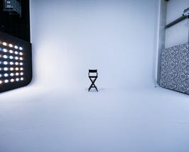  This 2000 square feet all white studio has access for a car (Extra fee for drive in) Includes lighting,  and a wall of RGB spotlights. 