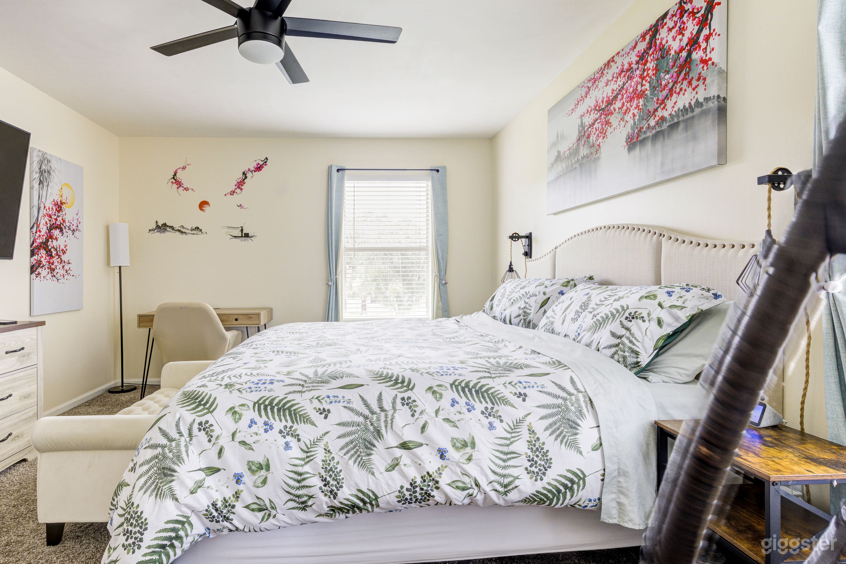 Includes a king size bed, smart TV with streaming services, and workspace!