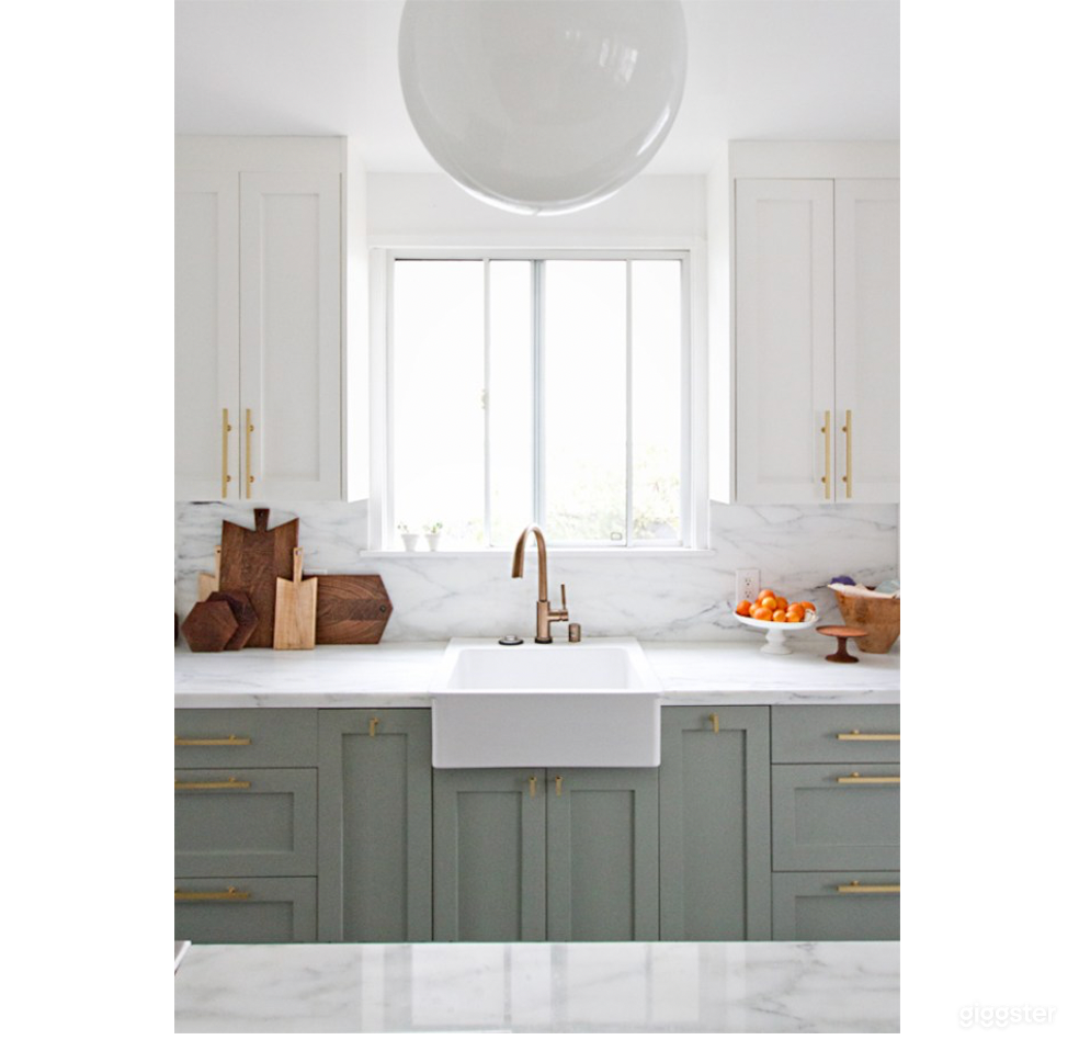 Designer Styled Bungalow Photo 1