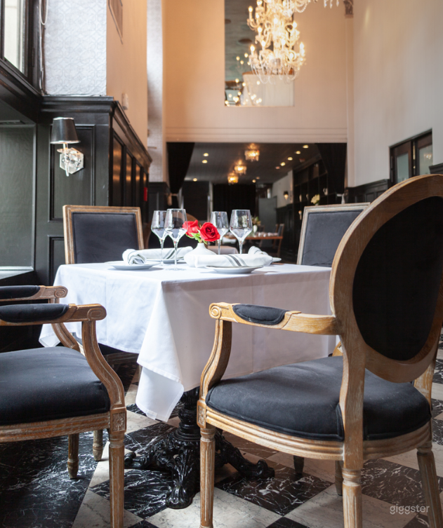 The Elegant Crystal Dining Room  Photo 2
