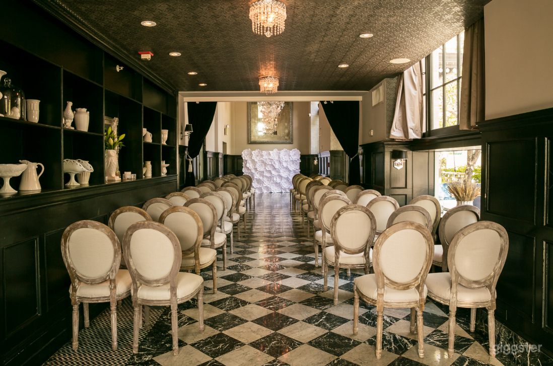 The Elegant Crystal Dining Room  Photo 1