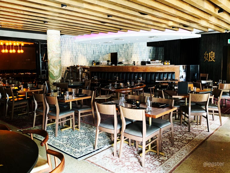  Elegant Private Dining Room 