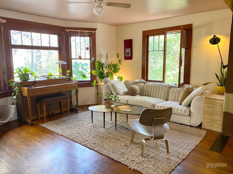  Leafy exterior Victorian home with trendy interior 