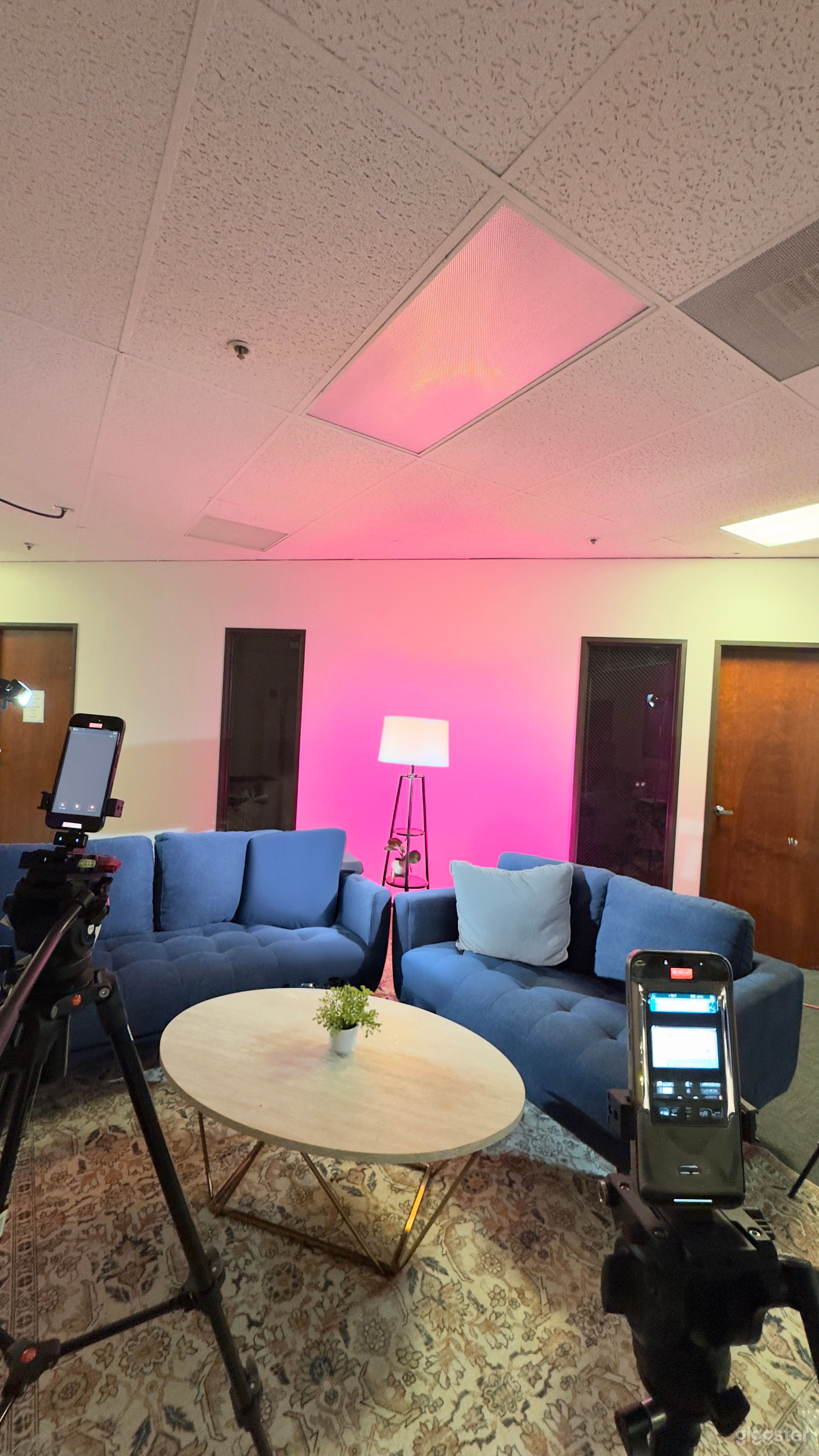 Fully-Equipped Studio with an onsite Photo/Videographer Photo 4